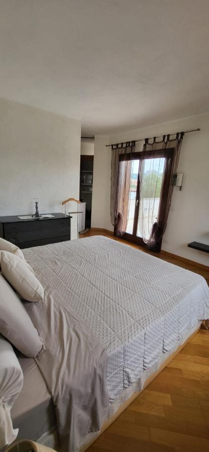לינה וארוחת בוקר ארזח'ינה Mi Casita מראה חיצוני תמונה