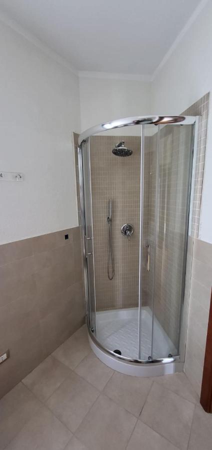 לינה וארוחת בוקר ארזח'ינה Mi Casita מראה חיצוני תמונה