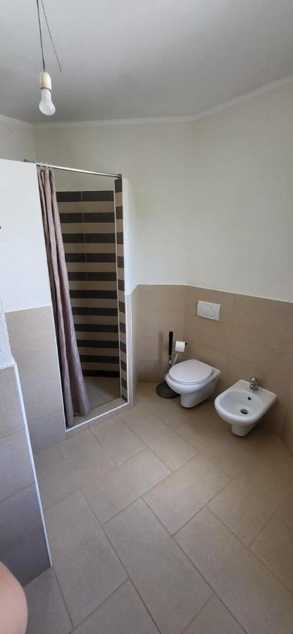 לינה וארוחת בוקר ארזח'ינה Mi Casita מראה חיצוני תמונה