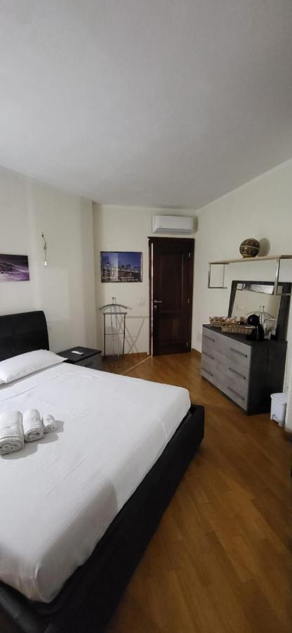 לינה וארוחת בוקר ארזח'ינה Mi Casita מראה חיצוני תמונה